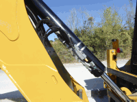 Terna Caterpillar 432 F2