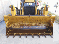 Terna Caterpillar 432 F2