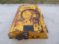 Оборудование - Подметально-уборочный ковш  Uemme Manta 1550