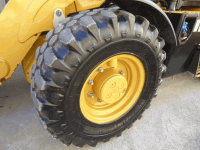 Backhoe loader Caterpillar 432 F2