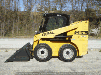 Skid steer loader Gehl R165