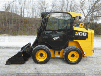 Skid steer loader JCB 225 HF
