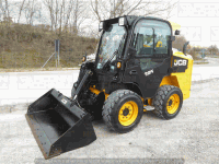 Skid steer loader JCB 225 HF