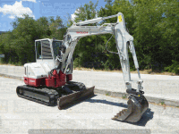 Pelle sur chenilles Takeuchi TB257FR