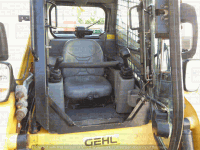 Skid steer loader Gehl V330