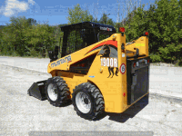 Skid steer loader Mustang 1900R HF