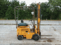 Other machines - Diesel forklift OM BM10