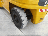 Other machines - Diesel forklift Caterpillar DP30