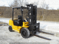 Other machines - Diesel forklift Caterpillar DP30