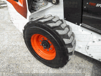 Skid steer loader Bobcat S76