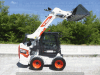 Skid steer loader Bobcat S66