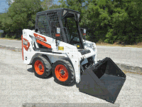 Skid steer loader Bobcat S100