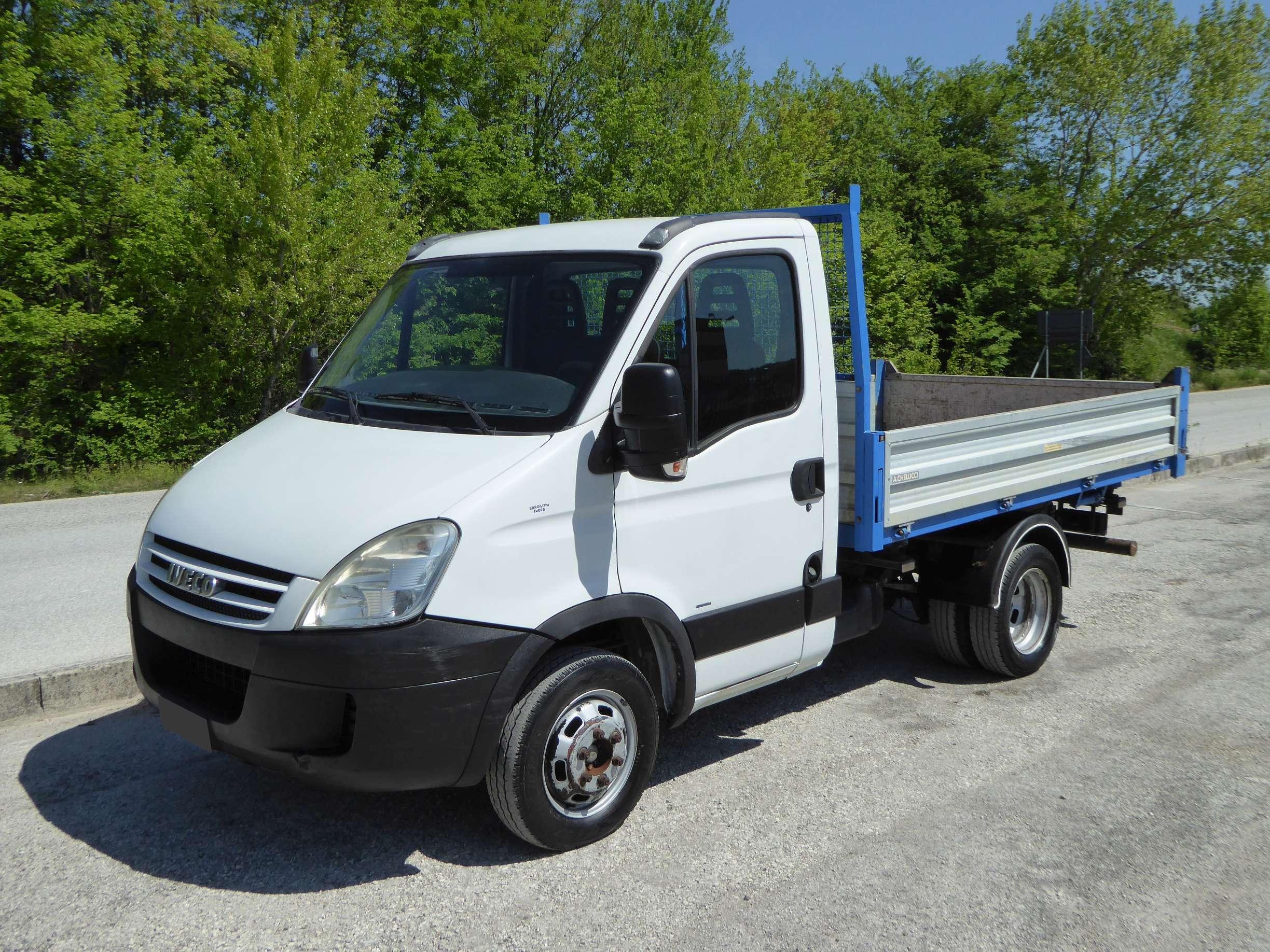 Jones Springs Iveco Daily 35 Single Leaf Rear Spring (Fits Under Axle) - Up To 2006